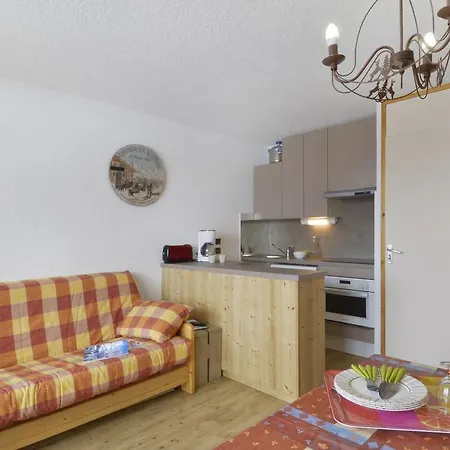 Onyx Apartment